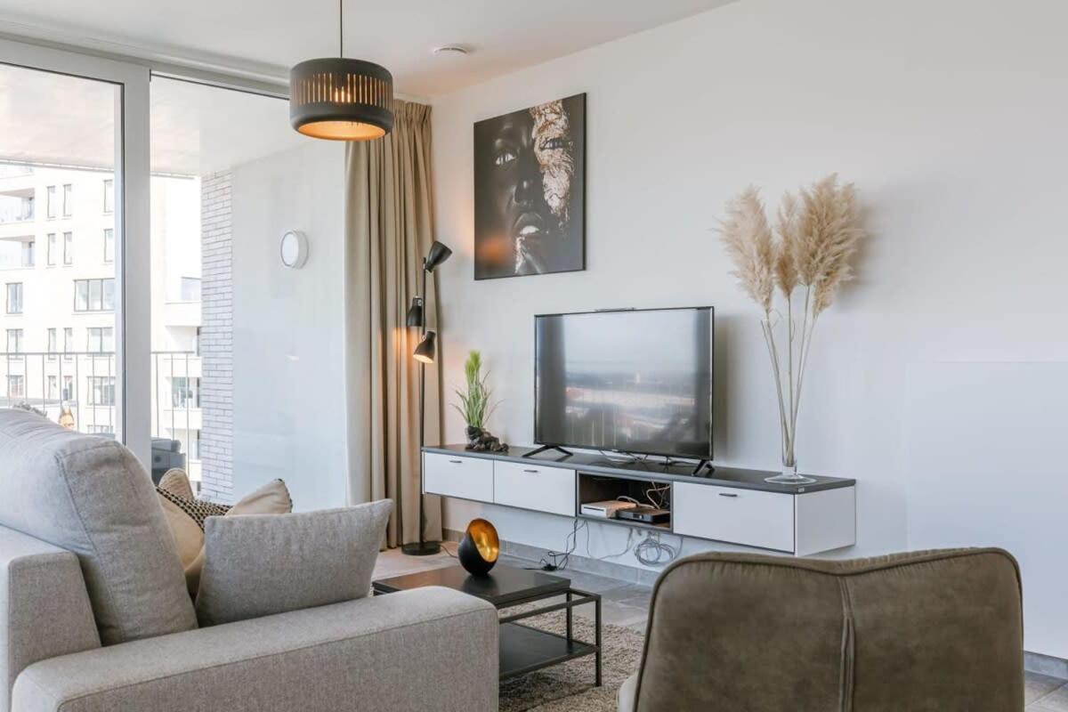 Huswell - Bright Apartment With Seaview Bredene Exterior photo