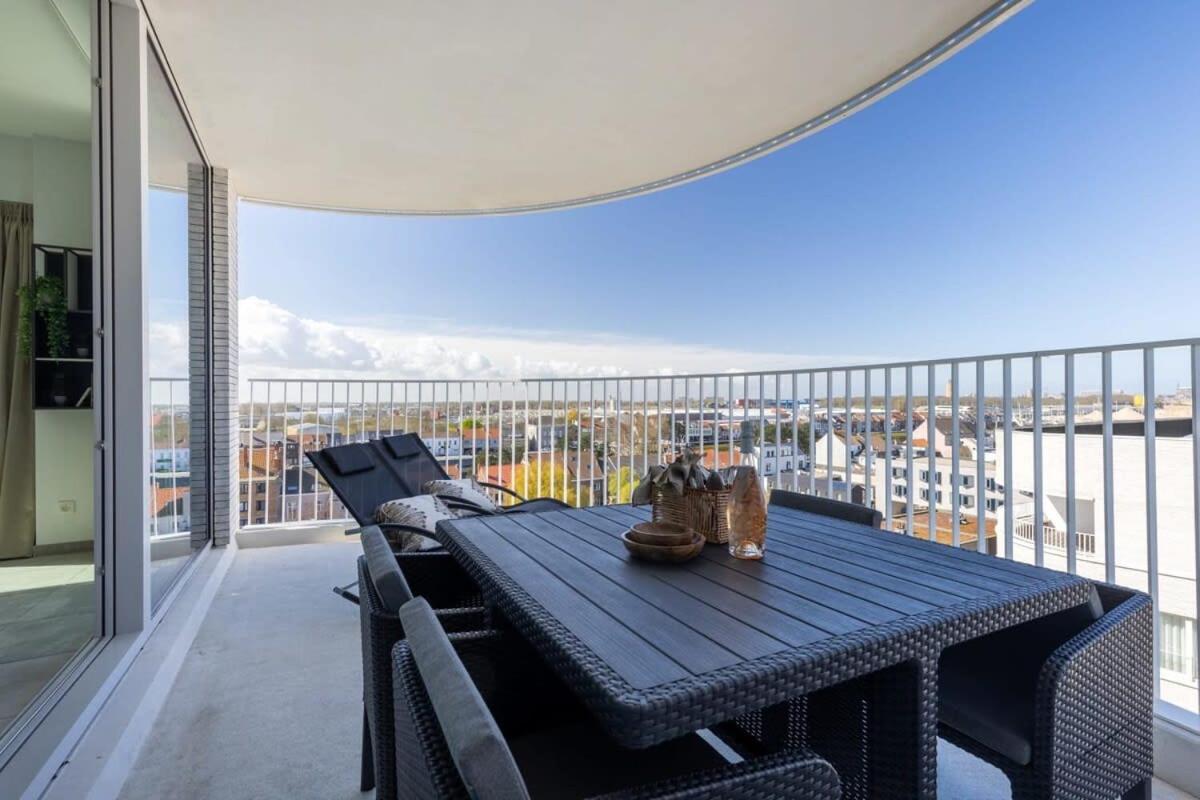 Huswell - Bright Apartment With Seaview Bredene Exterior photo